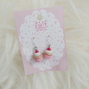 NWOT strawberry shortcake earrings